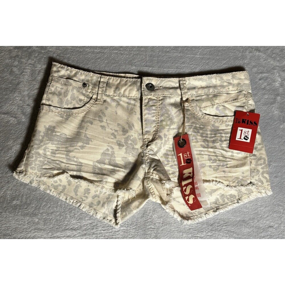 1st Kiss Juniors Size 11 Animal Print Shortie Shorts MSRP $34